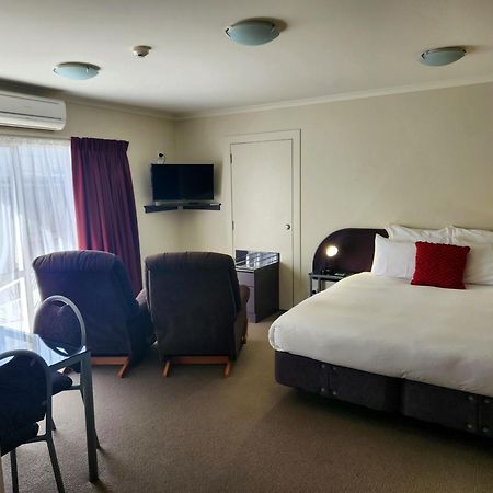 B-Ks Premier Motel Palmerston North Exterior photo