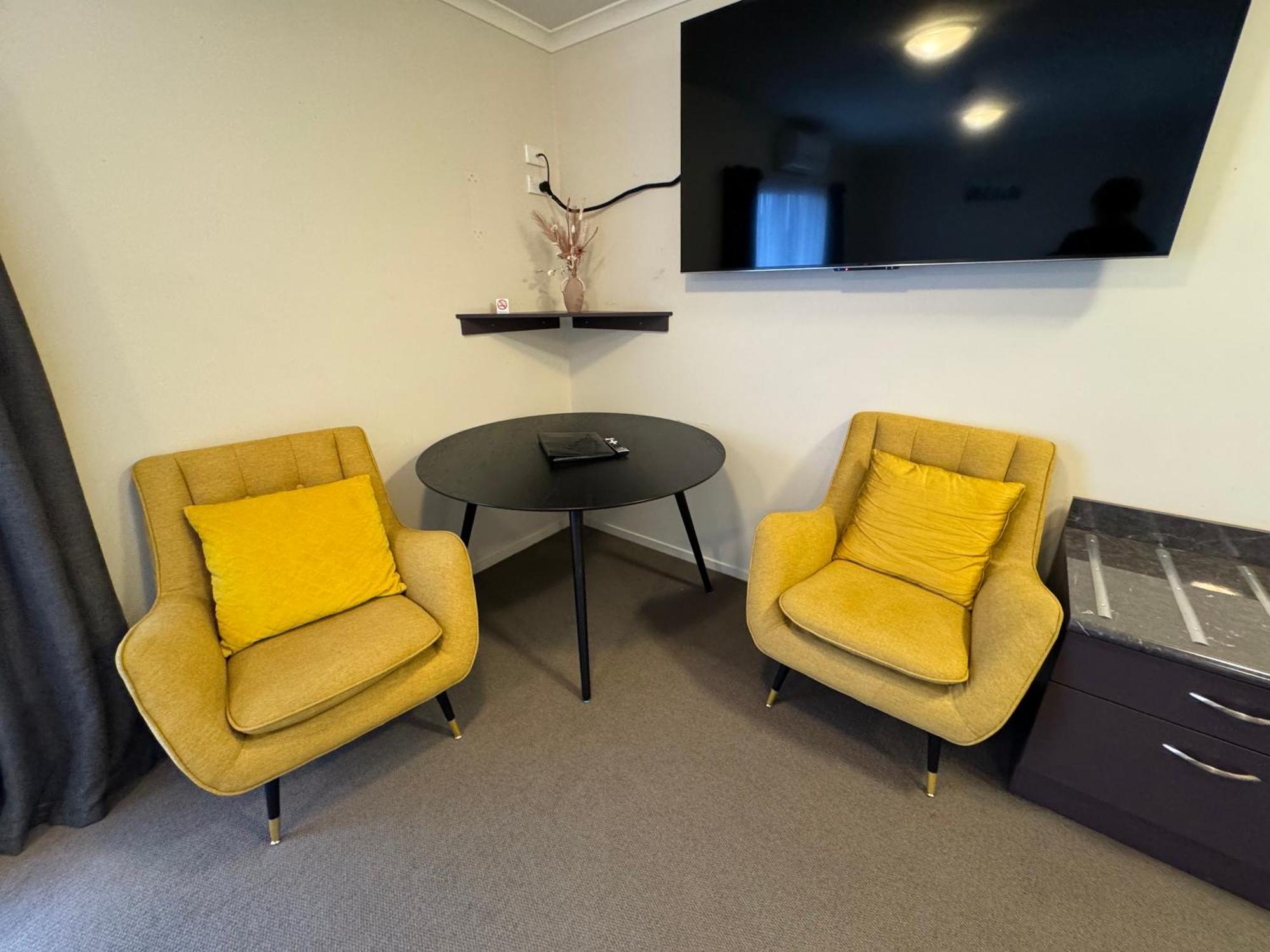 B-Ks Premier Motel Palmerston North Exterior photo
