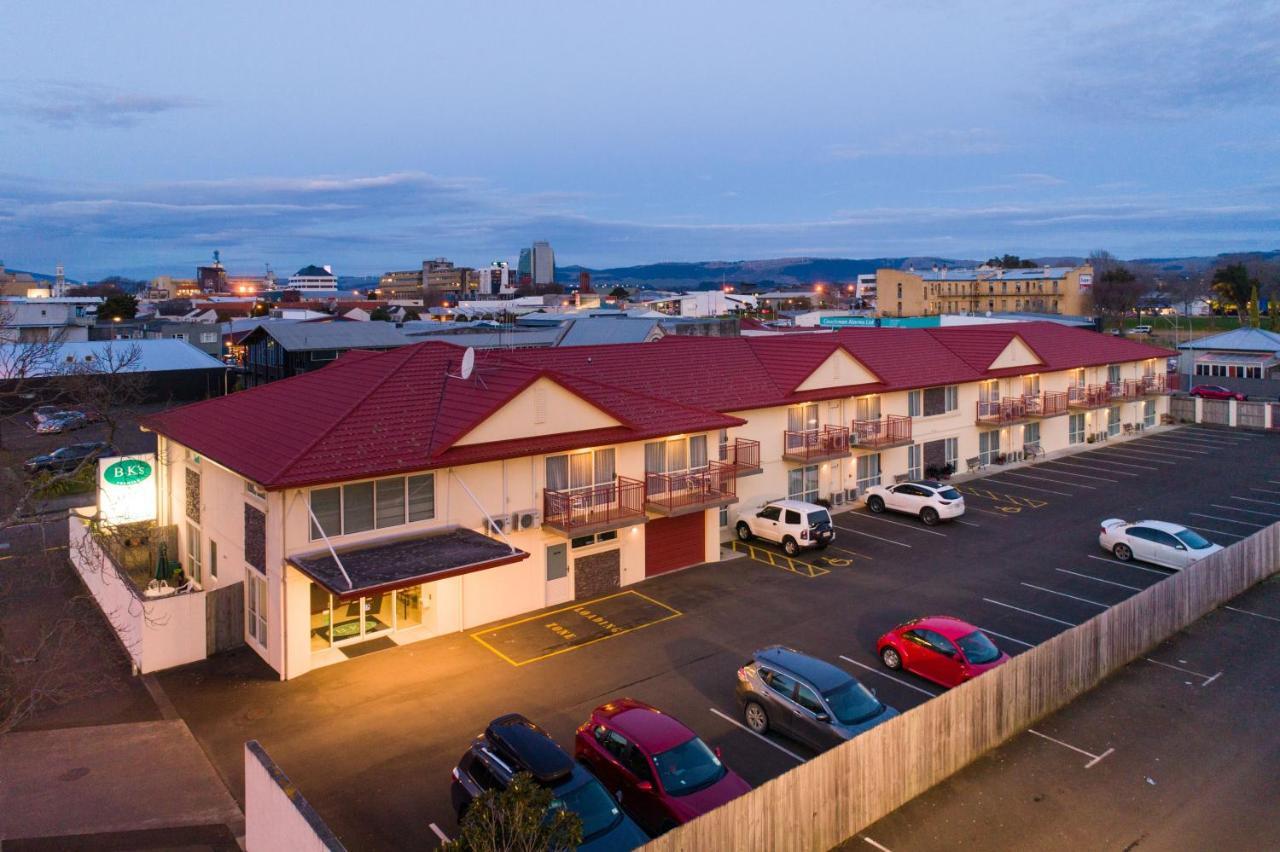 B-Ks Premier Motel Palmerston North Exterior photo